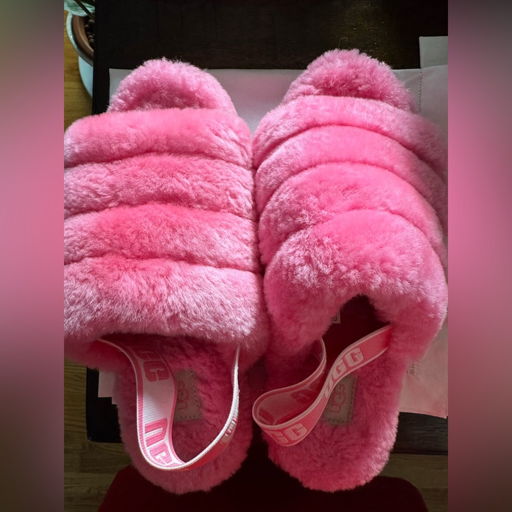 UGG Fluff Yeah Pink Slippers